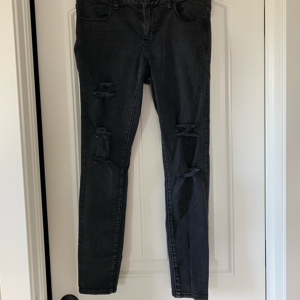 Black washed distressed American Eagle Jegging